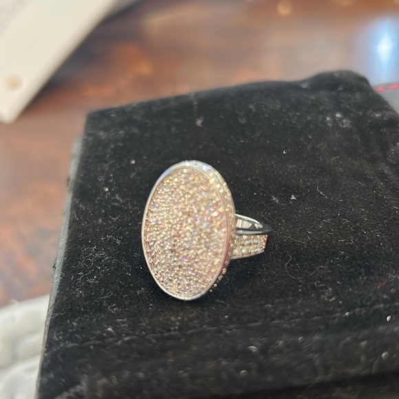 Magnificent Cubic Zirconia Pavé Oval Gold Vermeil sz 7 or Sterling Silver sz 6 - Picture 11 of 11